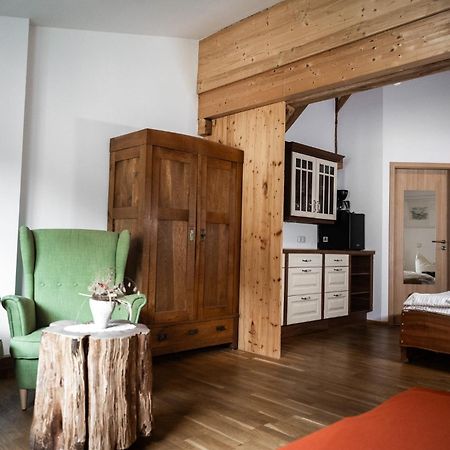 Alte Kass Hotel & Kaffeehaus Neidlingen ภายนอก รูปภาพ